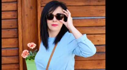 Ασπασία με γαλάζιο γυναικείο σετ Glamorous Style